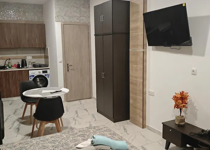 Gcm 3 Kentro κατερινη Apartamento Kateríni