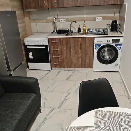 Gcm 3 rooms kentro κατερινη 아파트 Kateríni